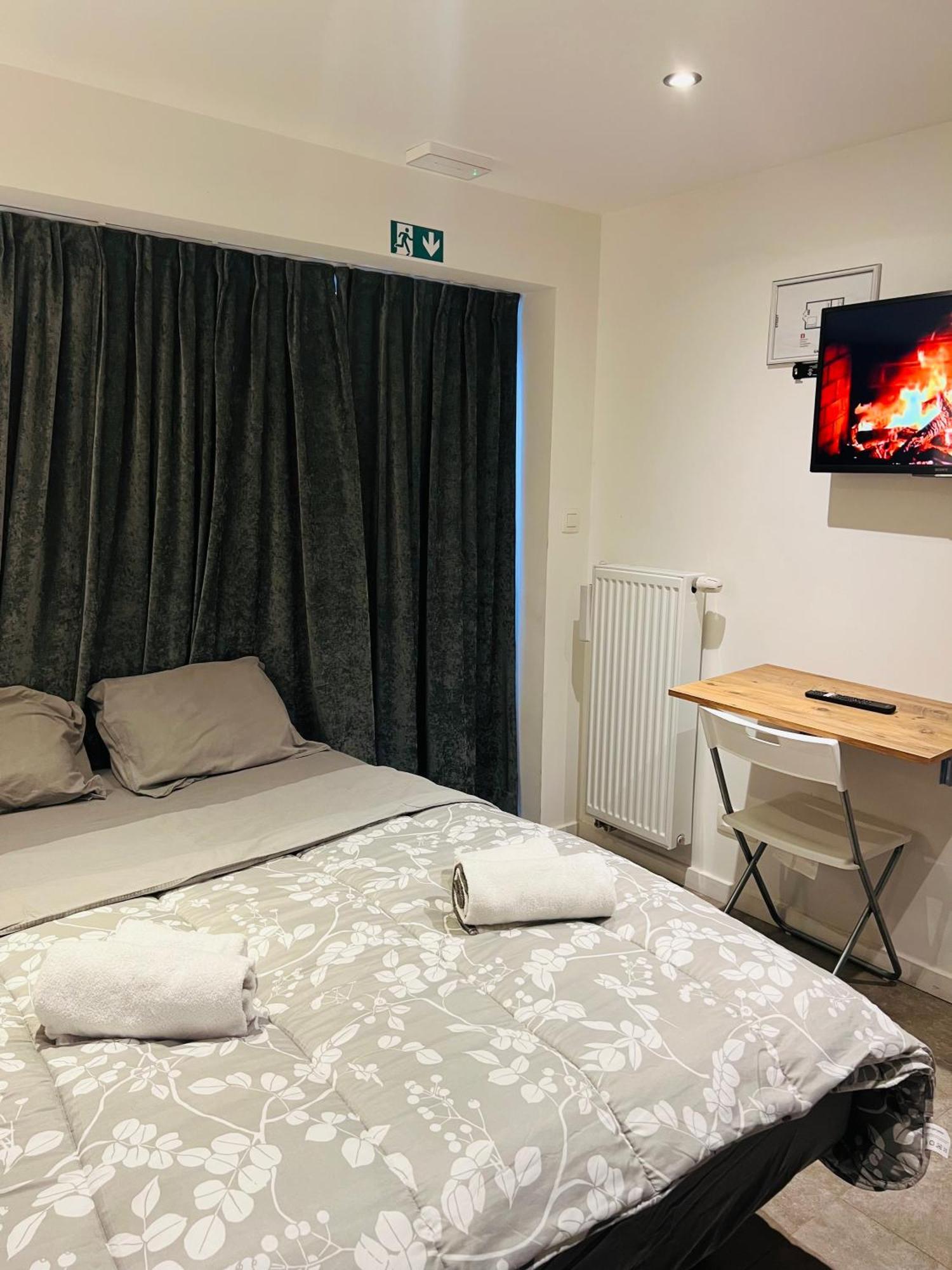 Hotel Cosy à Malines Extérieur photo